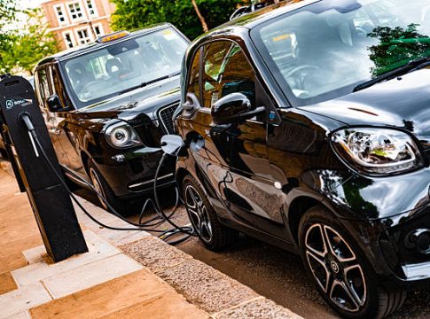 How Smart Cars Are Transforming Daily Commutes